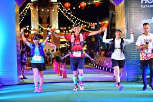 BIB: 5111, 5391, 573
                            <button type="button" onclick="openModal(21803478)" class="btn btn-primary btn-sm float-right btn-popup" data-toggle="modal" data-target=".modal-high-quality">
                        <i class="fas fa-shopping-cart"></i> Add to Cart
                    </button>
                                            <button type="button" onclick="isThisMe(21803478, true)" class="btn btn-success btn-sm float-right btn-popup btn-isme hidden" data-toggle="tooltip" data-placement="bottom" title="นี่คือรูปของคุณใช่ไหม คลิกที่นี่เพื่อเอาเข้าอัลบั้ม">
                        <i class="fas fa-plus"></i> Add to album
                    </button>
                    <button type="button" onclick="isThisMe(21803478, false)" class="btn btn-warning btn-sm float-right btn-popup btn-isnotme hidden">
                        <i class="fas fa-ban"></i> Remove from album
                    </button>